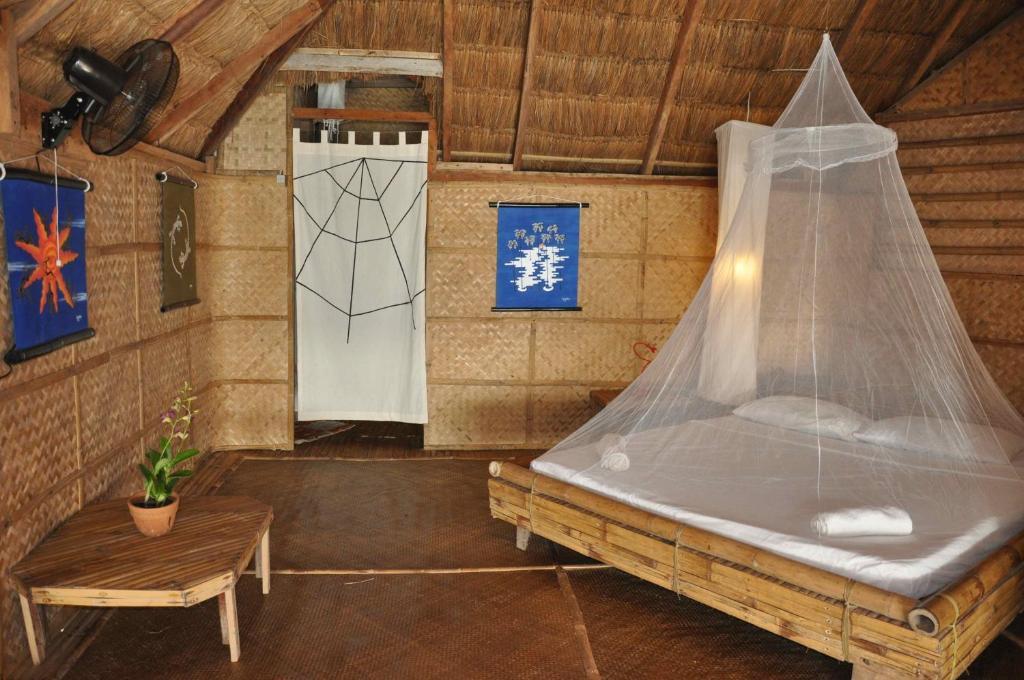 Spiderhouse Resort Yapak Room photo