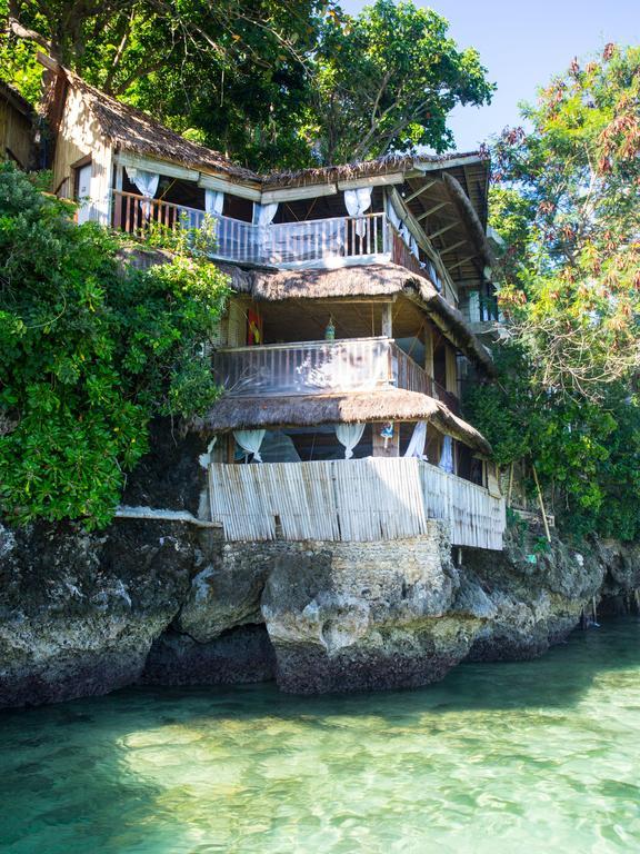Spiderhouse Resort Yapak Exterior photo